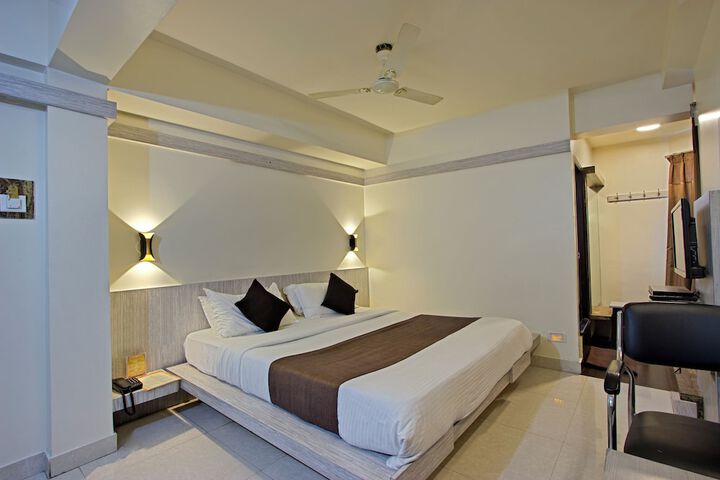 MANNARS RESIDENCY