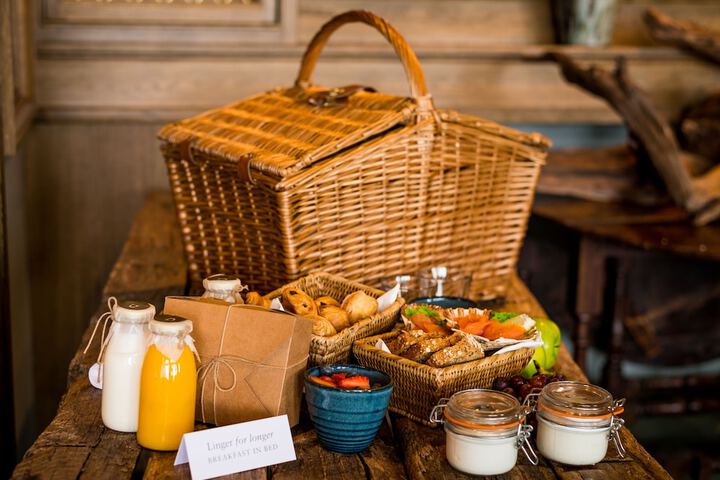 Breakfast/Coffee Service 80 of 109