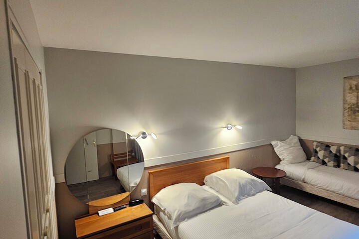 Room 46 of 79