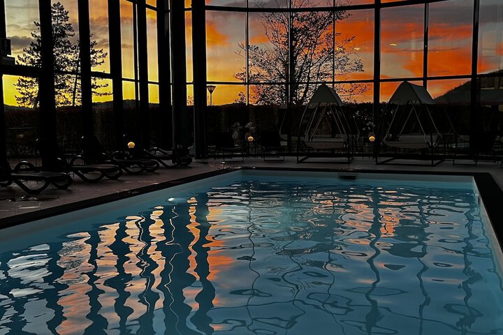 Pool 18 of 70