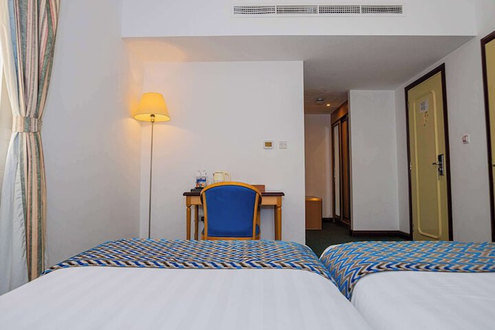 Room 41 of 121