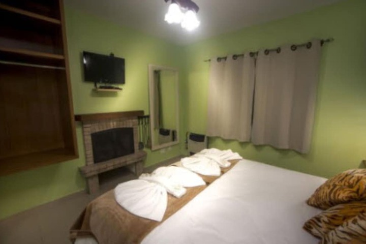 Room 6 of 31