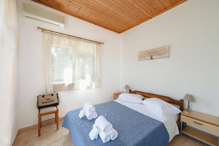 Room 6 of 27