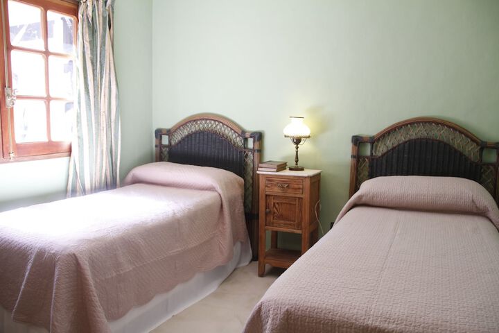 Room 37 of 118