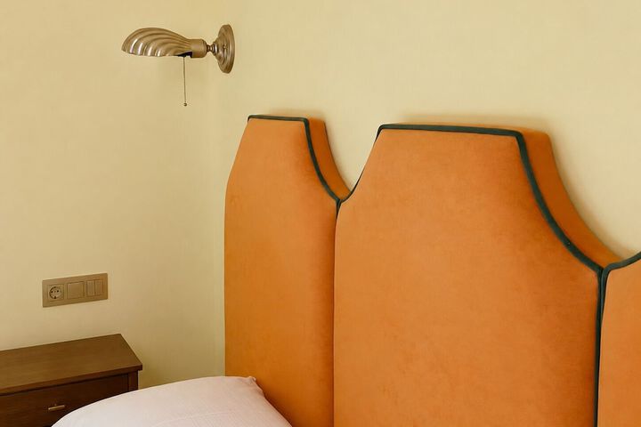 Room 16 of 88