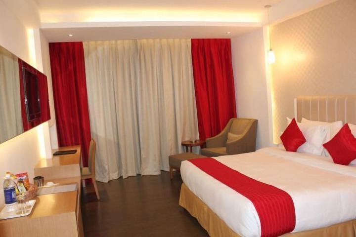 Room 8 of 85