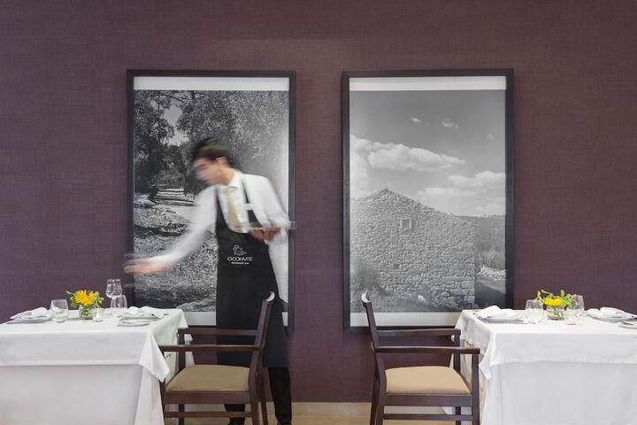 Dining 39 of 72