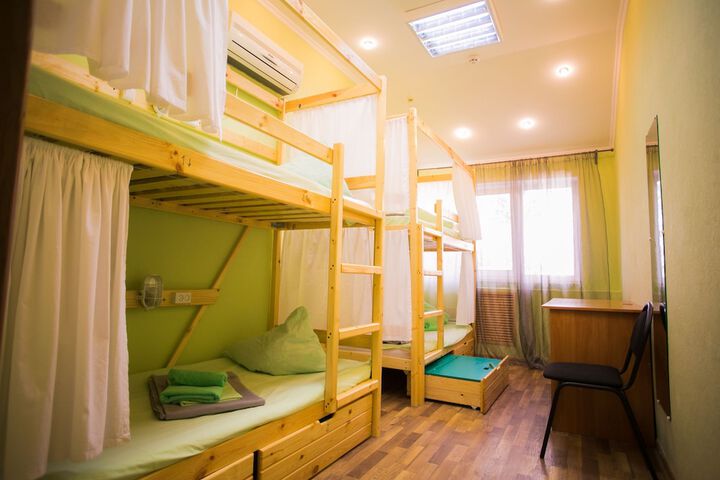Room 12 of 30