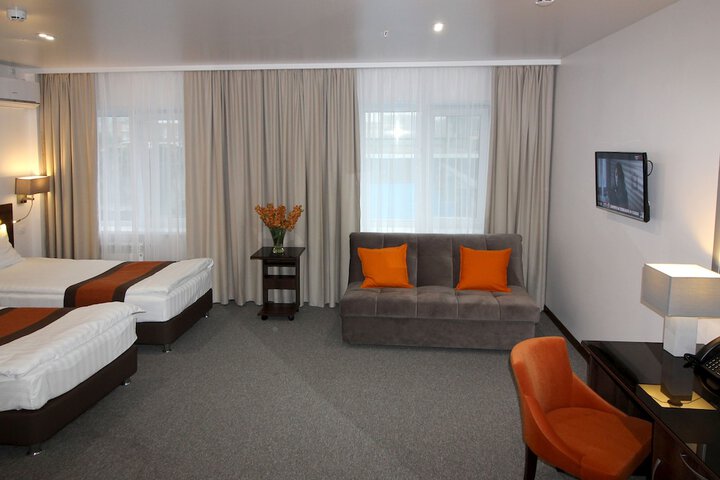 Room 31 of 82