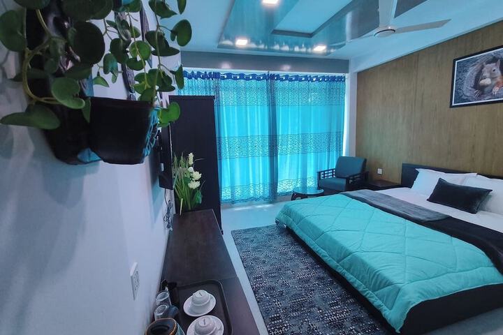 Room 17 of 57
