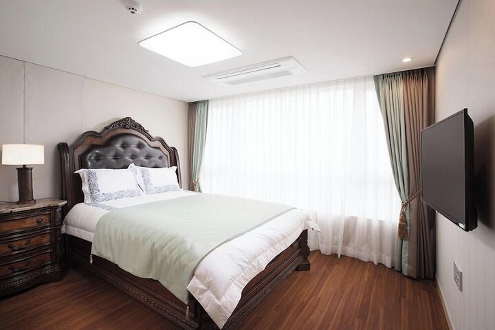 Room 25 of 72