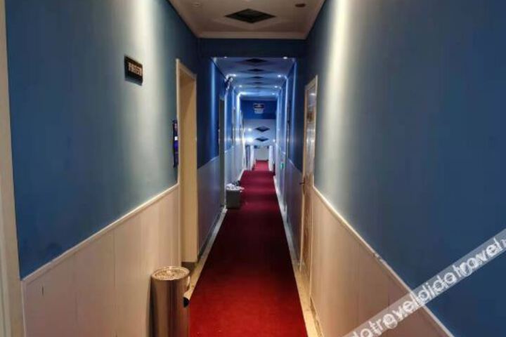 Hotel Interior 16 of 25