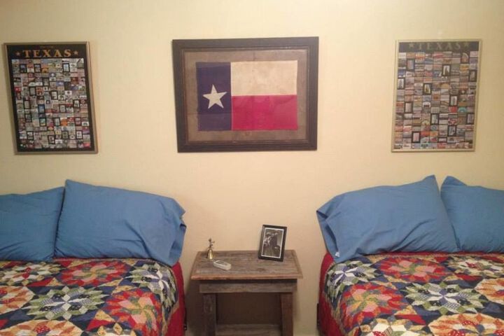 Room 11 of 21