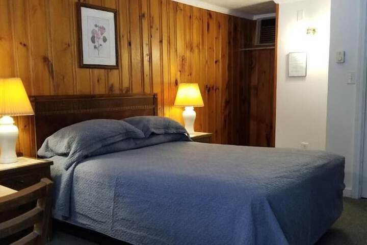 Room 18 of 60