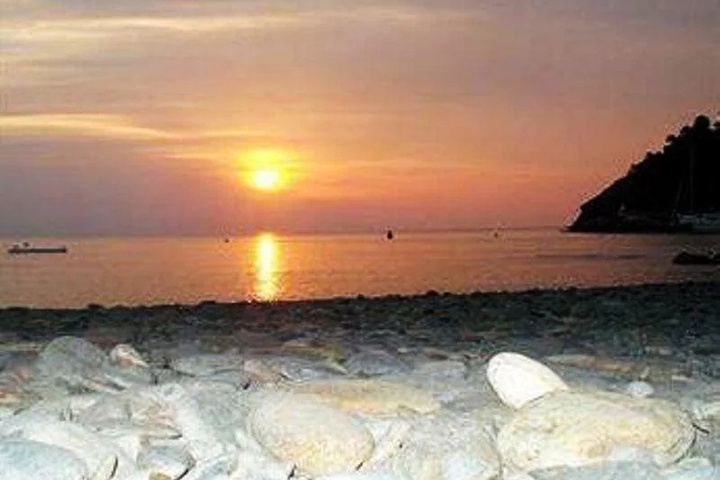 Beach 4 of 13