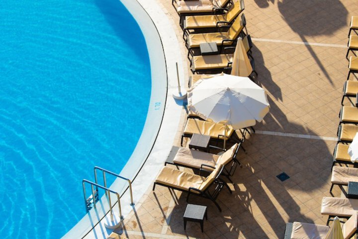 Pools & Facilities