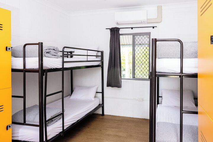 Room 30 of 61