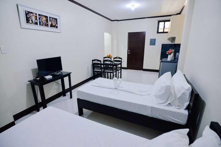 Room 10 of 21