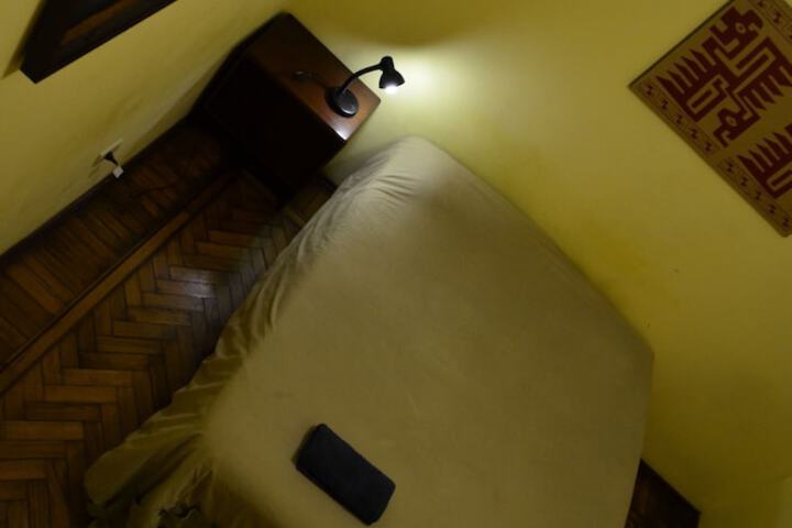 Room 22 of 47