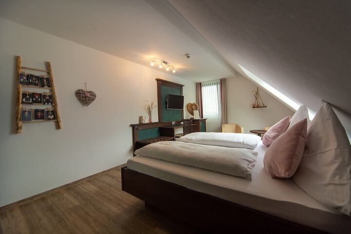 Room 15 of 55