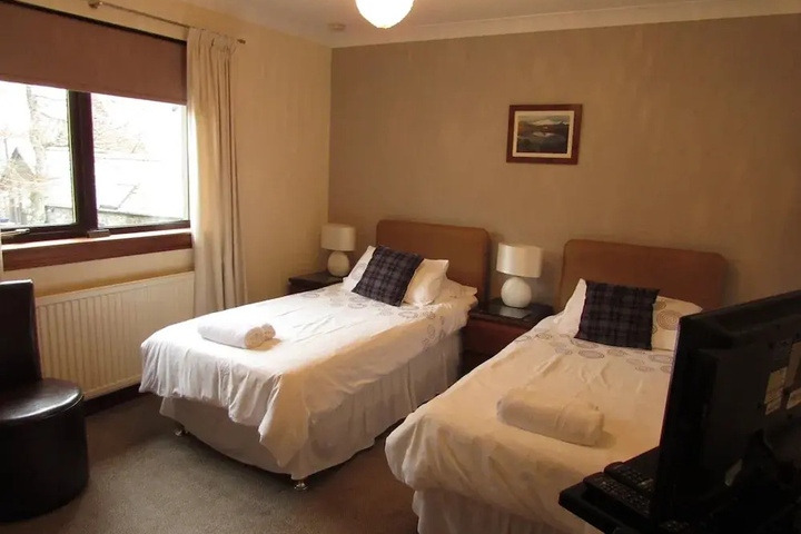guest_rooms