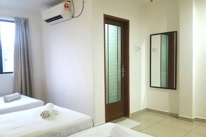 Room 28 of 36