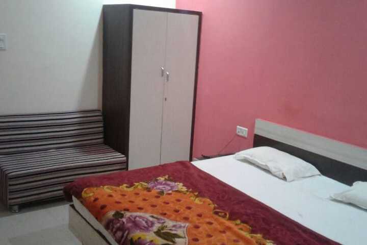 Room 3 of 26