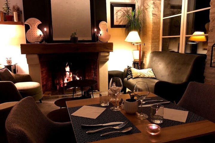 Dining 41 of 63