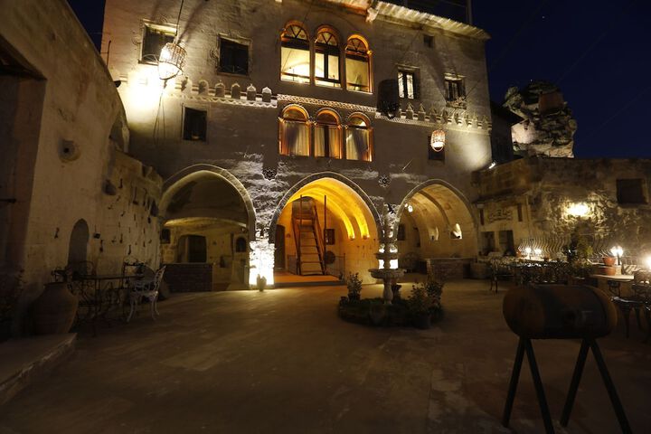 Hotel Exterior 73 of 75