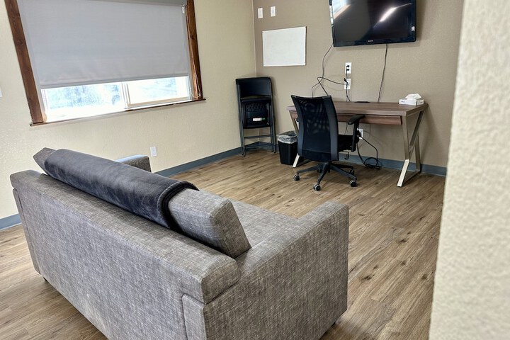 Room 17 of 42