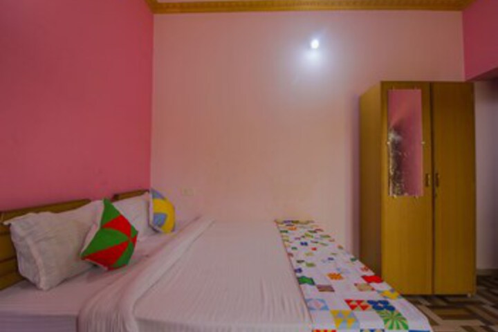 Room 15 of 23