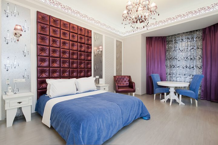 Room 11 of 214