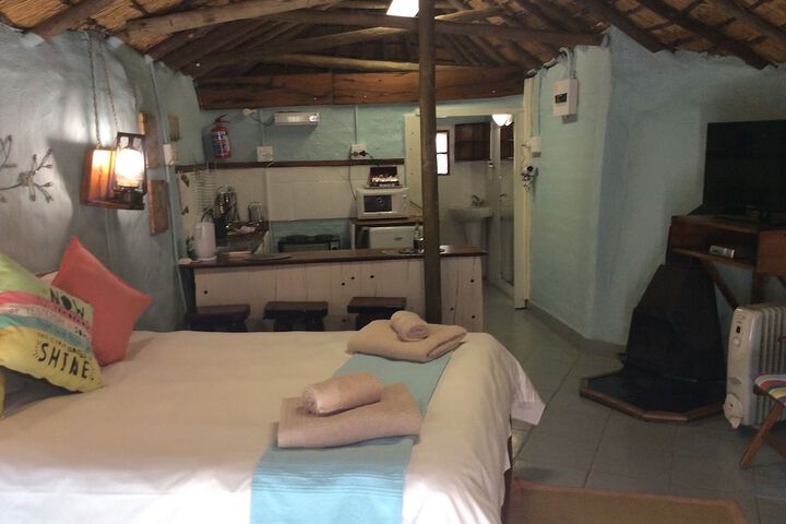 Room 4 of 25