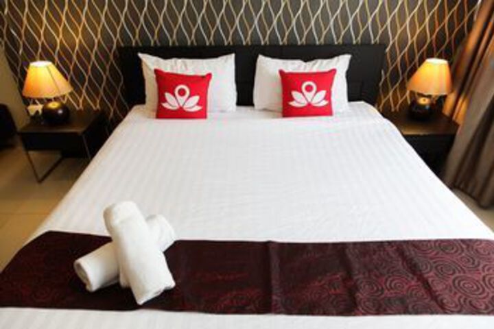 Zen Rooms Mix Prakanong