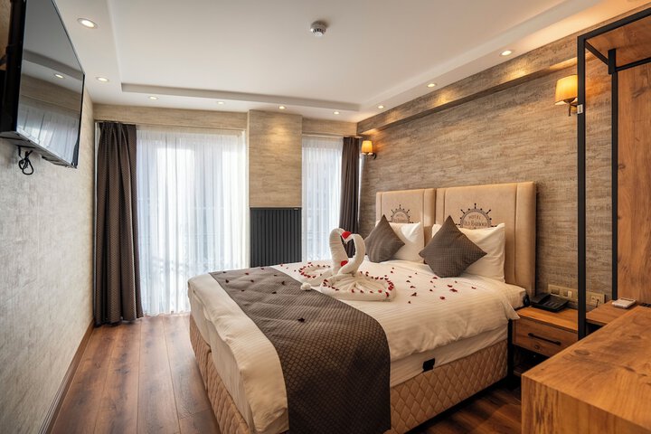 Room 4 of 23