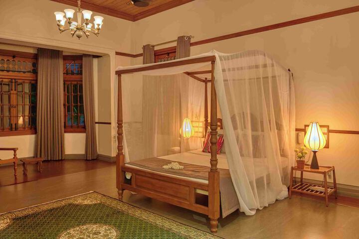 Room 5 of 34