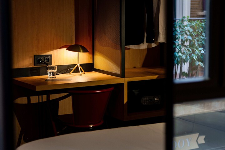 Room 22 of 77