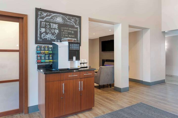 Guest Lobby