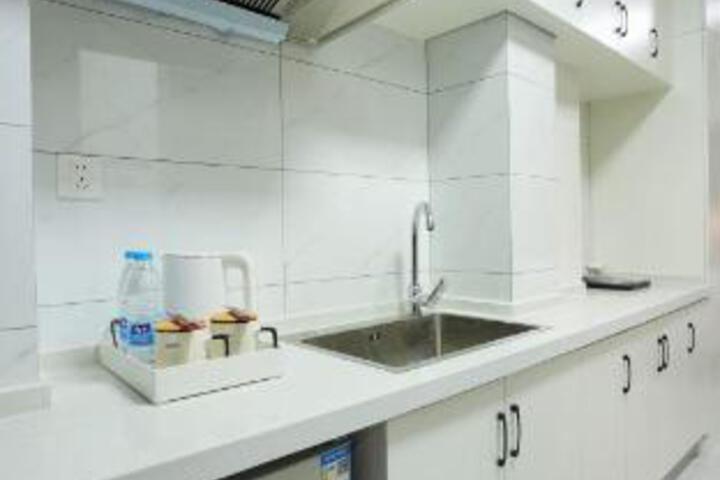 Shanghai 520 Theme Hotel (Anting Subway Station)
