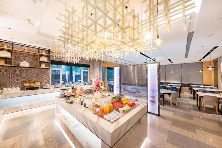 Atour Hotel Yantai South Railway Station Yingchun Street