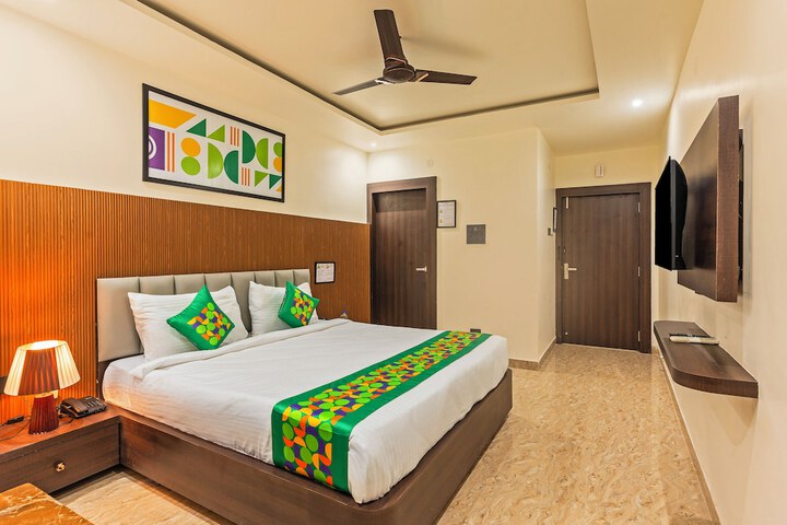 Room 15 of 29