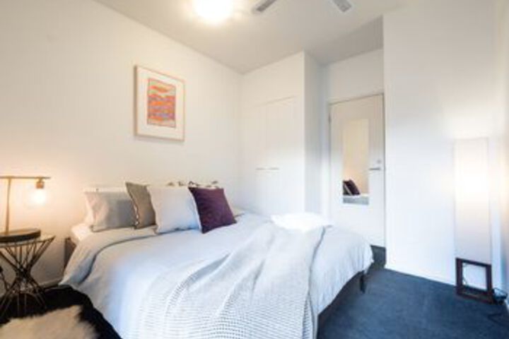 Room 12 of 50