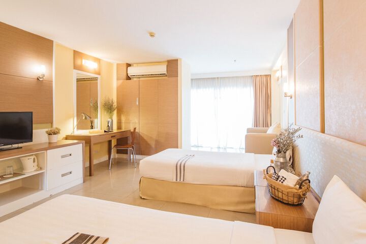 Room 15 of 63