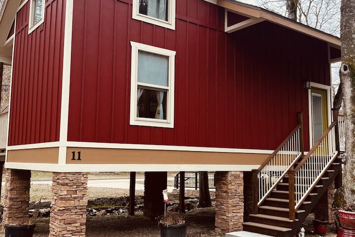 Hotel Exterior 103 of 112