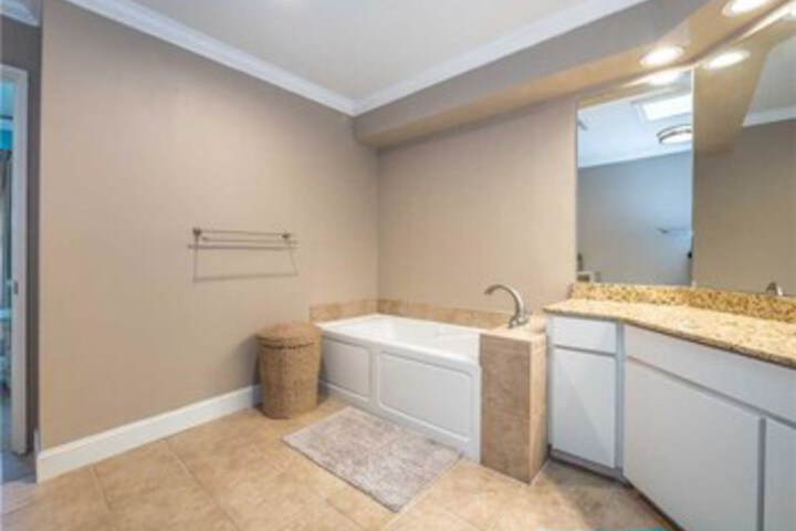 Room 6 of 29