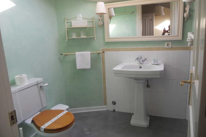 Bath Amenities