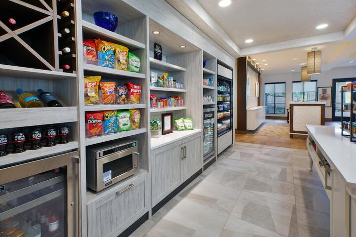 Snack bar