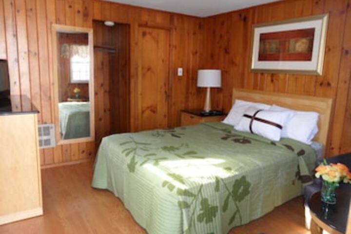 Room 10 of 345