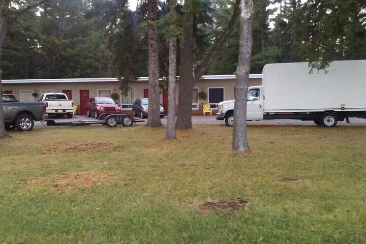 Property Grounds 19 of 32