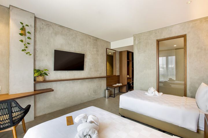 Room 29 of 64